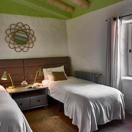 Sitges Hill Retreats-Masia Nur 22 Bedrooms Divided Over 9 Houses For Max 44 Guests Canyelles  Exterior photo